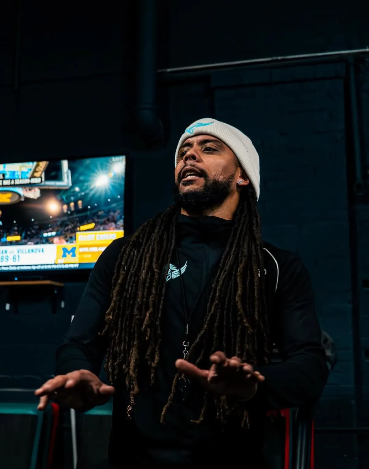 Coach Davion — photo 1
